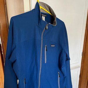 Patagonia softshell jacket
